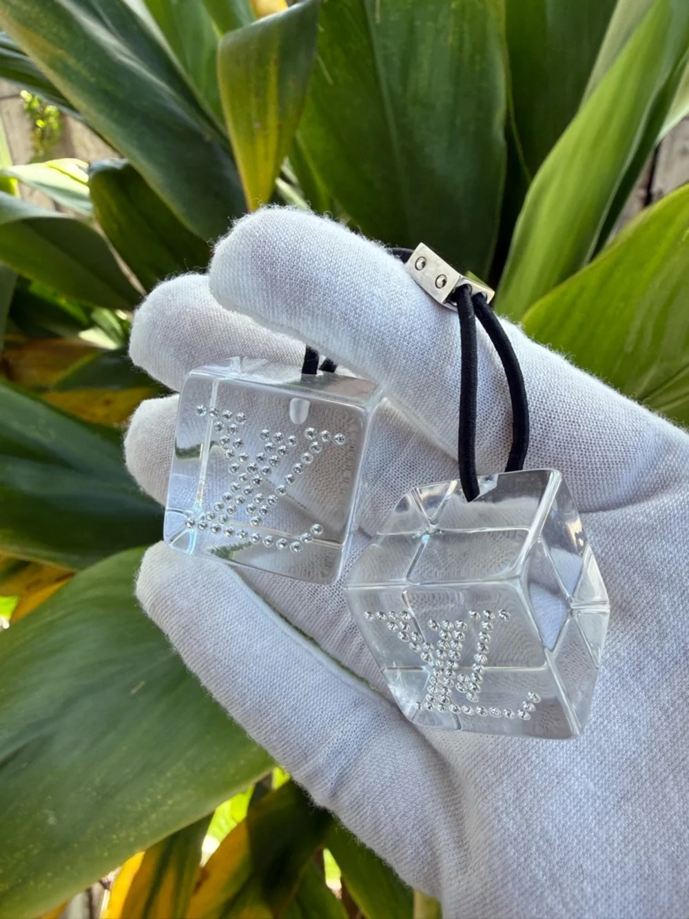 Louis Vuitton Dice Hair Tie Hair Accessory Authentic Rhinestone Cube Crystal - Picture 7 of 8